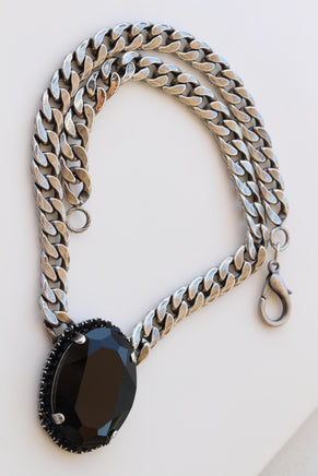 Black Statement Necklace: Chunky Evening Jewelry For Formal