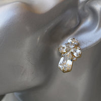 CRYSTAL BRIDESMAID EARRINGS, Art Deco Wedding Earrings, Rebeka Set of 5,6,7,8, Wedding Jewelry Gift, Small Cluster Studs, Bridal Earrings