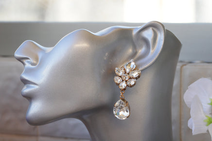 BRIDAL CRYSTAL EARRINGS, White Clear Chandeliers,  Art Deco Earrings, Rebeka Wedding Earrings, Teardrop Bridal Earrings, Drop Earrings