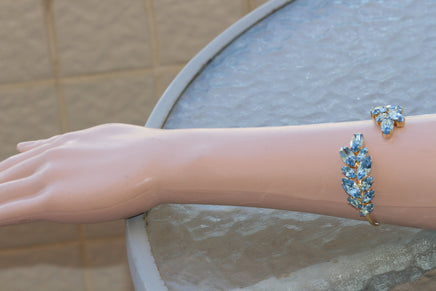 LIGHT BLUE BRACELET, Rebeka Dainty Bracelet, Leaf Bracelet, March Birthstone Bracelet, Something Blue Bridal,Aquamarine Crystal Bracelet