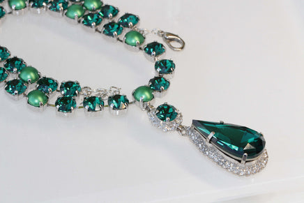 EMERALD Rebeka Necklace, Emerald Drop Pendant Necklace, deep green emerald Statement Necklace, Mother of The Bride Jewelry, Pearl Green