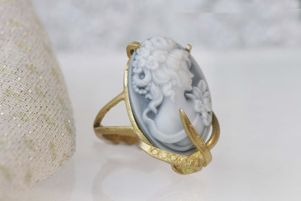CAMEO RING, Art Deco Boho Ring, Black And White Ring, Gray Cameo Ring, Unique Engagement Ring, Gold Filled Ring, Women's Statement Ring Gift