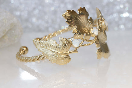 LEAVES BRACELET, Clover Bracelet, Leaf Gold Bracelet, White Opal Rebeka Cuff Bracelet, Bridal Statement Cuff, Braided Boutique Bracelet