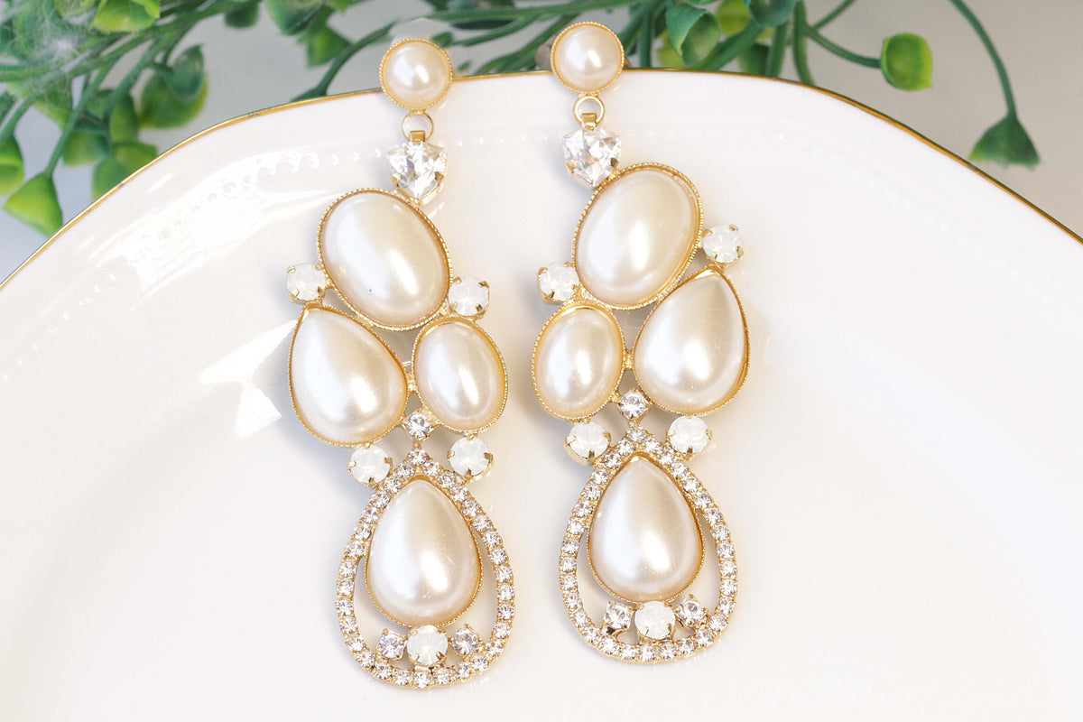 PERLEAIRE BLAIS- Vegan 2024 Pearl Earrings. Bridal Earrings. Bridal Jewellery. FEATHERWEIGHT