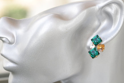 Gold EMERALD STUD EARRING, Emerald Bridal Earrings, Green Emerald Champagne Rebeka Earrings,Woman Dainty Studs,  Estate Climbing Earring,
