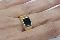 BLACK ONYX RING, Signet Black Gold Ring,  Men's Jewelry, Rings for Man,Men's Gold Ring, Flat Stone Ring,Unique Gold Black Stone Ring Husband