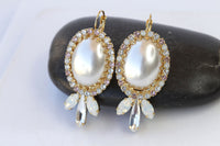 PEARLS Earrings, Pearl Blush And Opal Rebeka Earrings, Cluster Long Earrings, Bridal Pearl Earrings, Wedding Ivory Earrings, Prehistory