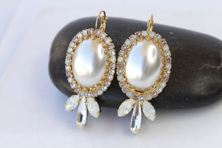 PEARLS Earrings, Pearl Blush And Opal Rebeka Earrings, Cluster Long Earrings, Bridal Pearl Earrings, Wedding Ivory Earrings, Prehistory