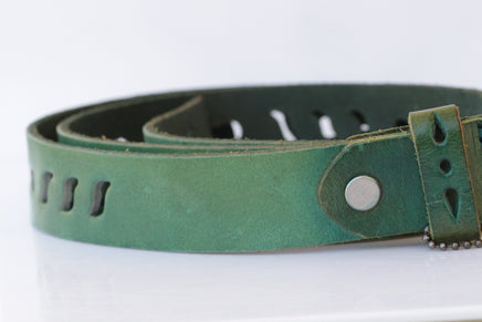 GREEN BELT, Green Leather Belt, Silver Buckle belt, Women's belt. Jeans belt, Casual Boho belt, Unisex Emerald Green belt, Retro Style belt