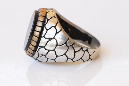 BLACK STONE RING, Men Signet Ring, Mixed Metals Ring, Texture Ring, Big Signet Ring, Seal Ring, Art Deco Ring, Oval Flat Ring, Husband Gift