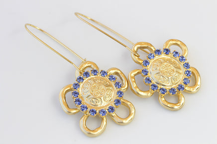 Gold And Blue earrings. Sapphire crystal earrings, Bridesmaid gifts, Dangle Flowers earrings, Women's earrings, Gold Drop earrings