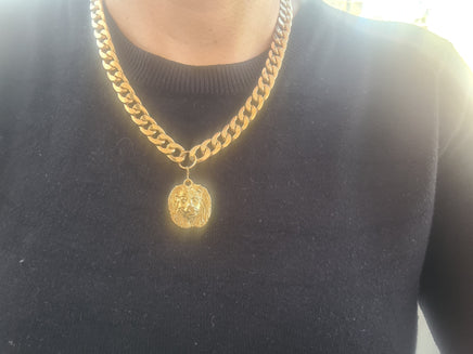 GOLD COIN NECKLACE, Unisex Chunky Necklace,Unique Gold Chunky Necklace, Lion Coin Necklace, Woman Big Pendant,Statement Gold Link Choker