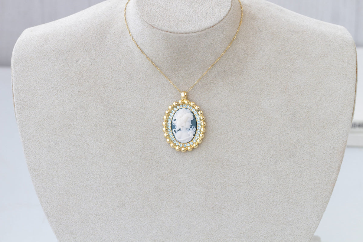 Vtg AMCO 14KGO Blue Cameo Necklace store SENTIMENT COLLECTION