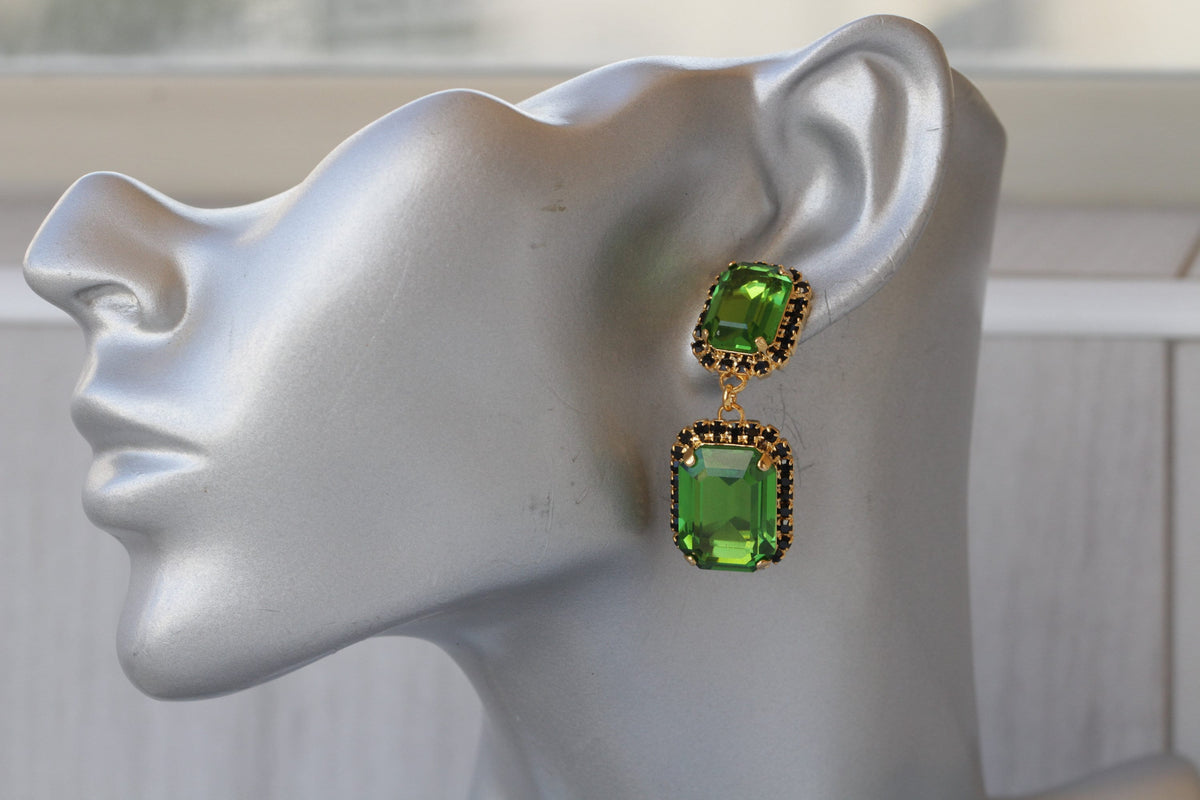 black dress green earrings Bride Dress Earrings Worn By Celebrities Uma Thurman's Green Earrings|Lainey Gossip Lifestyle