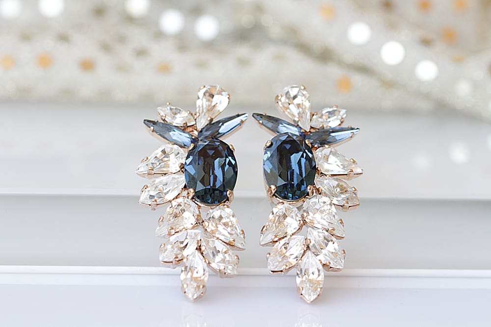 NAVY CLUSTER EARRINGS