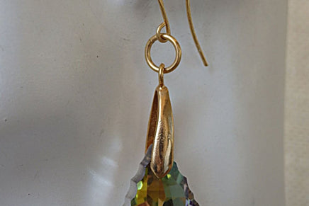 Teardrop Green Earrings. Multi Color Fucshia Green Dangle Earrings. Gold Green Earrings. Briolette Earrings. Teardrop Bridal Earrings.