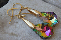 Teardrop Green Earrings. Multi Color Fucshia Green Dangle Earrings. Gold Green Earrings. Briolette Earrings. Teardrop Bridal Earrings.