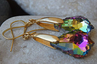 Teardrop Green Earrings. Multi Color Fucshia Green Dangle Earrings. Gold Green Earrings. Briolette Earrings. Teardrop Bridal Earrings.