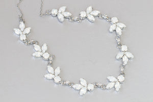 Wedding Necklaces for Brides: Tips to Match With Your Dress