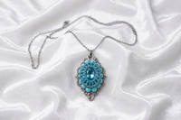 pendentif en crochet de perles