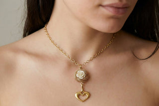 Coral romantic necklace