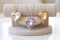 Collier asymétrique en forme de cœur