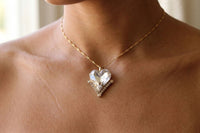 Collier asymétrique en forme de cœur