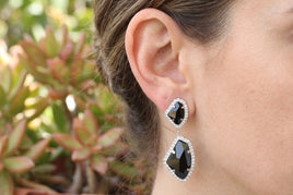 BLACK CHANDELIER EARRINGS