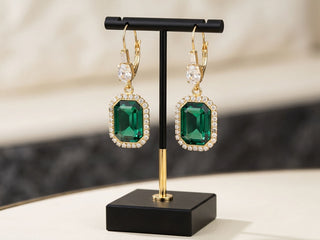 GREEN DROP EARRINGS