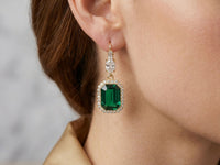 GREEN DROP EARRINGS