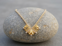 Collier en V