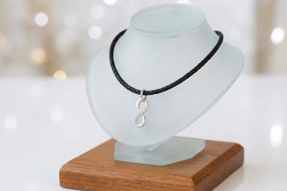 INFINITY NECKLACE