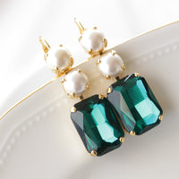 EMERALD PEARL EARRINGS ,Emerald Bridal Drop Earrings, Dark Green Chandelier Earrings,Wedding Long Earrings,Mother of the Brides Jewelry Gift