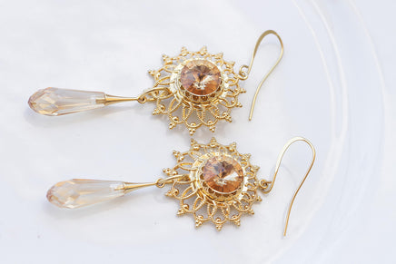 Blush and Champagne Earrings, Champagne Flower Earrings, Morganite Crystal Earrings, Gold Dangle Earrings, Long Lightweight Bridal Earrings