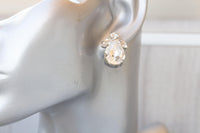 Crystal Bridal Earrings, Silver Wedding Earrings, Bridesmaid Earrings Gift, Vintage Style Earrings,Stud Teardrop Earrings,Clear White Studs