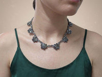 Hematite Crystal Flower Necklace – Elegant Statement Jewelry