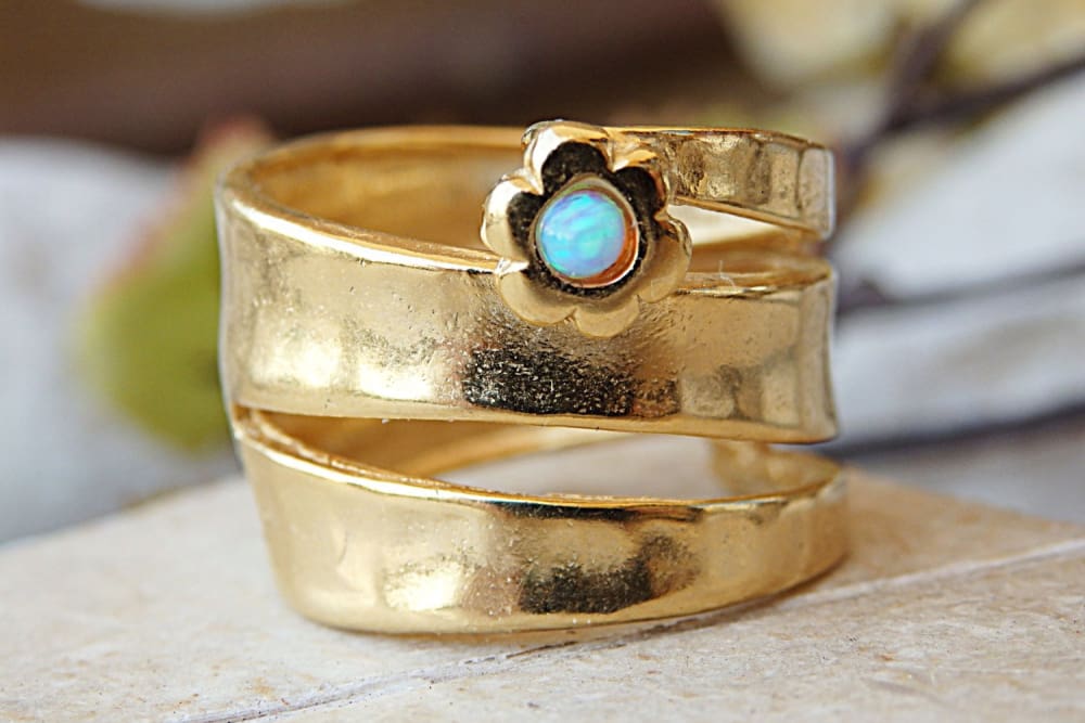 Frayerr Moissanite Ring,Gift For Wife,Prong Set Excellent Emerald Cut 2.00  Carat Moissanite Ring,Engagement Ring For Women,925 Silver Sparkle  Moissanite Ring (4) | Amazon.com