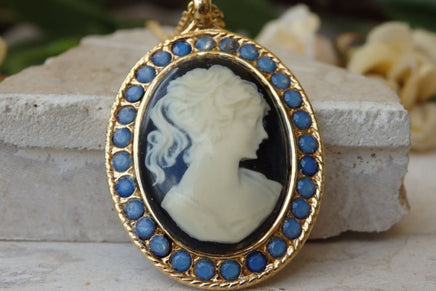 Cameo Pendant