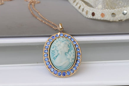 Cameo Pendant