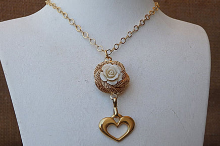 Coral Romantic Necklace