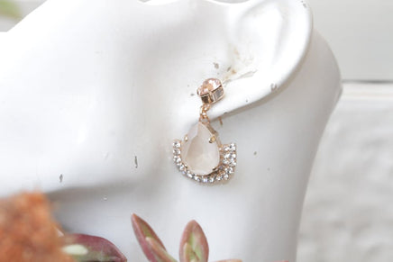 Cream Teardrop Earrings