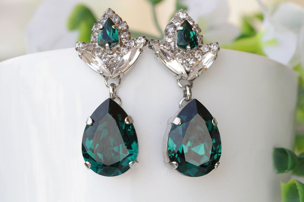Dark Green Pearl Long Chandbali Earring for Party | FashionCrab.com | Light green  earrings, Green pearl earrings, Green pearls