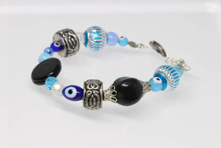 Evil Eye Bracelet. Mixed Beaded Bracelet. Beaded Bracelet. Turquoise Protective Bracelet. Turkish Eye Charm Bracelet. Protection Jewelry