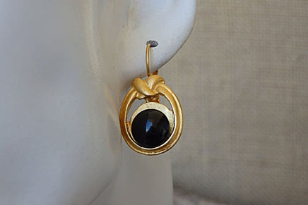 Gold Onyx Earrings