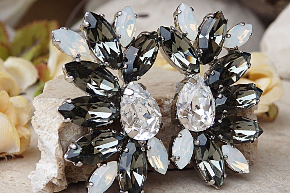 Vintage 14K White Gold .25CTW Diamond Stud Earrings – Boylerpf