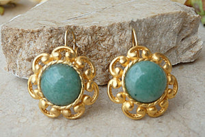 Green Earrings. Flower Earrings. Agate Earrings. Vintage Look Jewelry. Energy Earrings. Floral Earrings. Green Gold Earrings Gift. Handmade