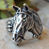 Horse Ring. Animal Ring. Horse Head Ring. Southwestern Ring. Horse And Rider. Silver Charm Ring. Horse Jewelry. Sculpted Ring. Oxidized Ring