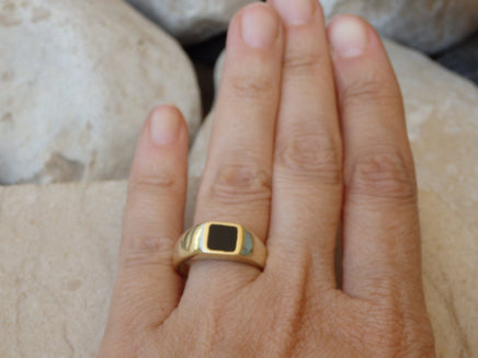 Square Onyx Signet Ring, Goldfilled Ring, Women signet ring, Rings for him her,  Gold Onyx Ring, Black Stone Ring,Onyx Mens Signet Gold Ring