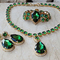 Mother of Bride Teardrop Earrings, Gold Emerald Earrings, Drop Shaped Dangle Earrings, Green Rebeka Earrings, Rhinestone Emerald Earrings
