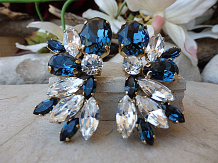 Navy blue wedding earrings. Midnight blue jewelry. Feminine earrings. Blue bridal earrings. Sparkling earrings.Blue white  earrings